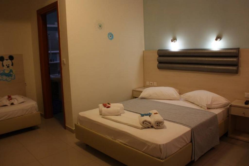 Rainbow Resort Paralía Екстериор снимка