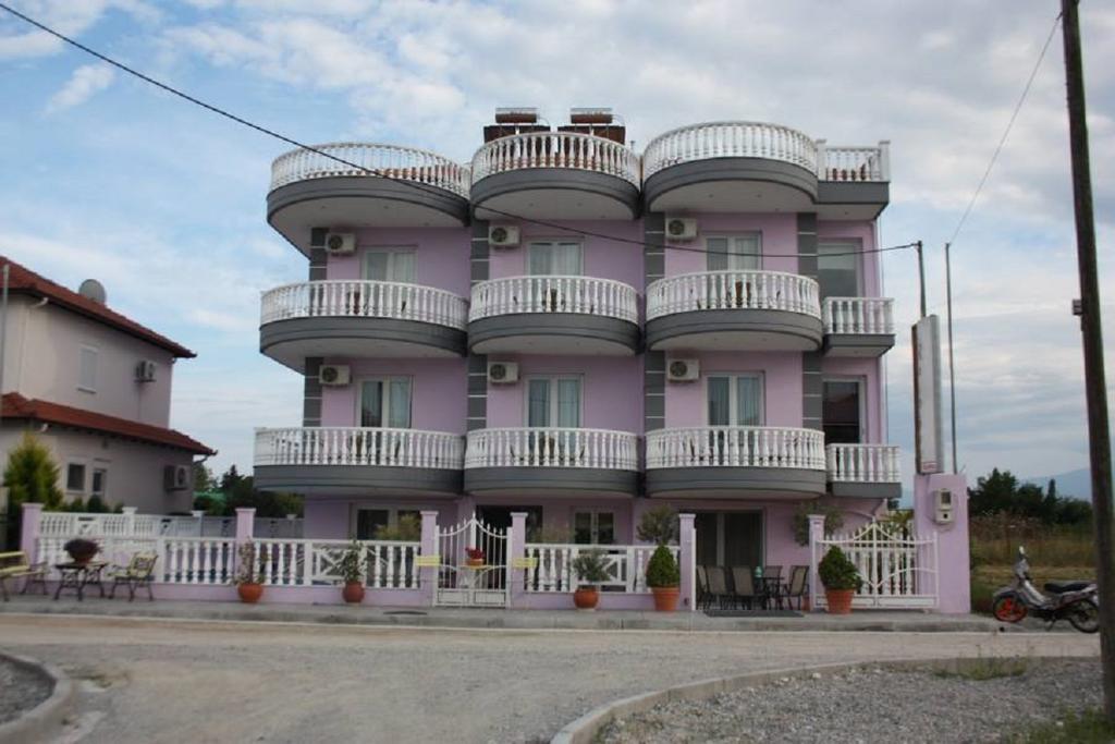 Rainbow Resort Paralía Екстериор снимка